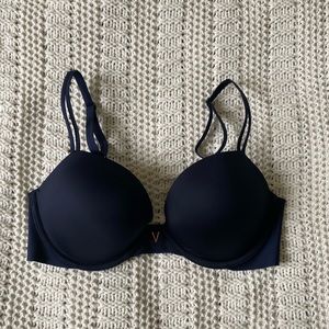 Victoria’s Secret sexy illusions bra